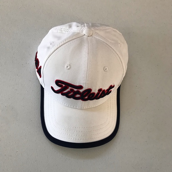 Titleist Men's Golf Hat Adjustable Size